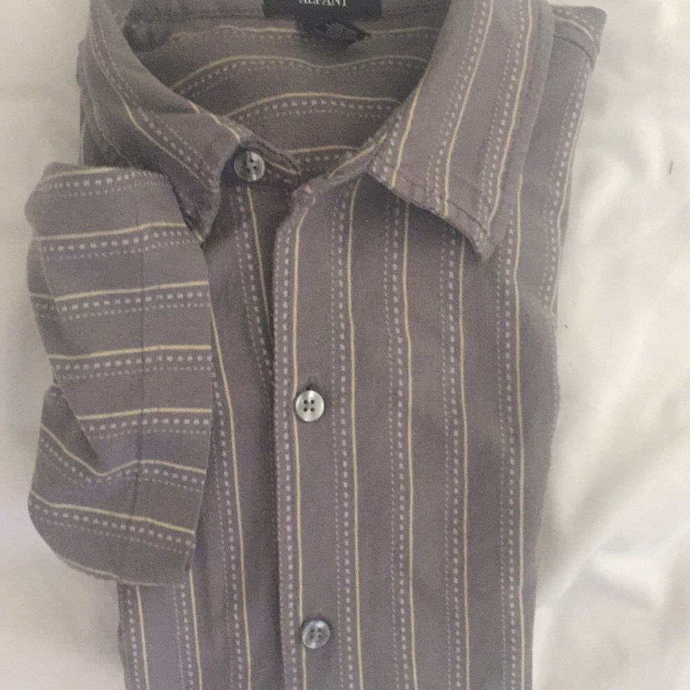 Shirt - Picture 3 of 3